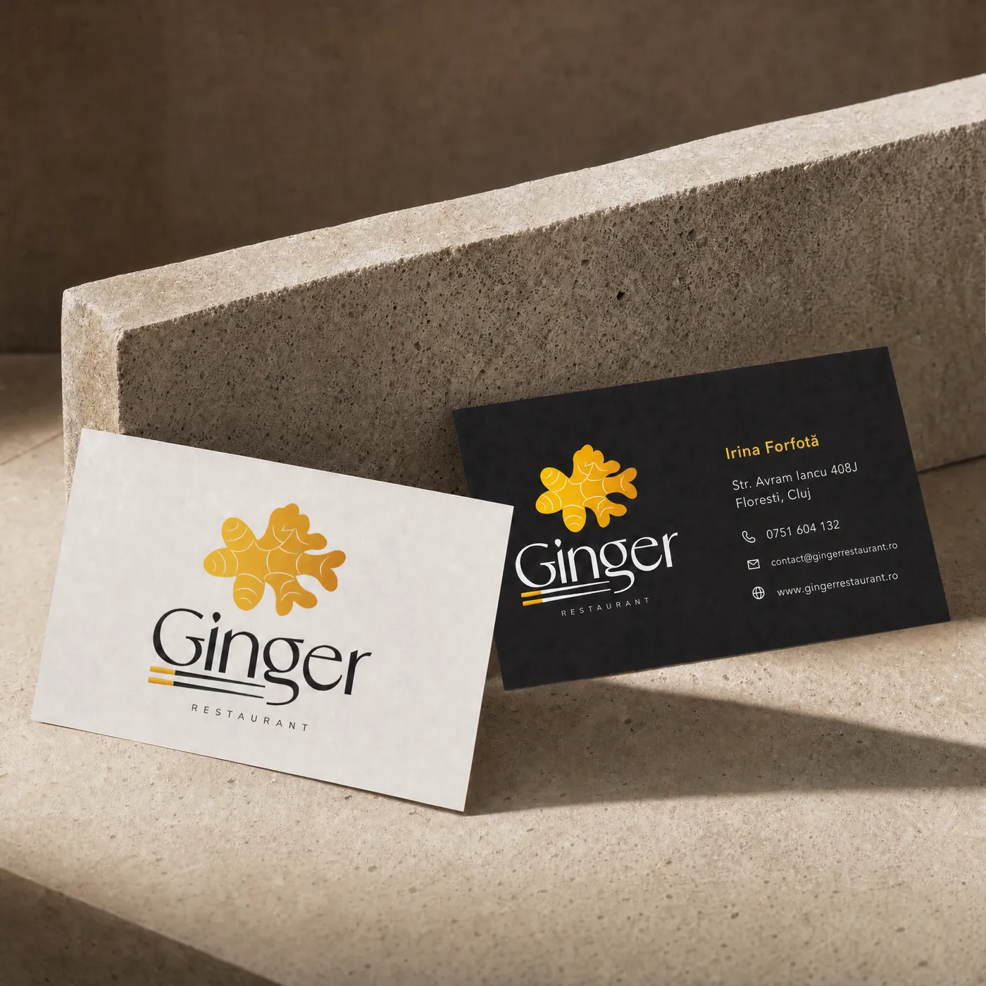 Cărți de vizită Ginger, albă și neagră